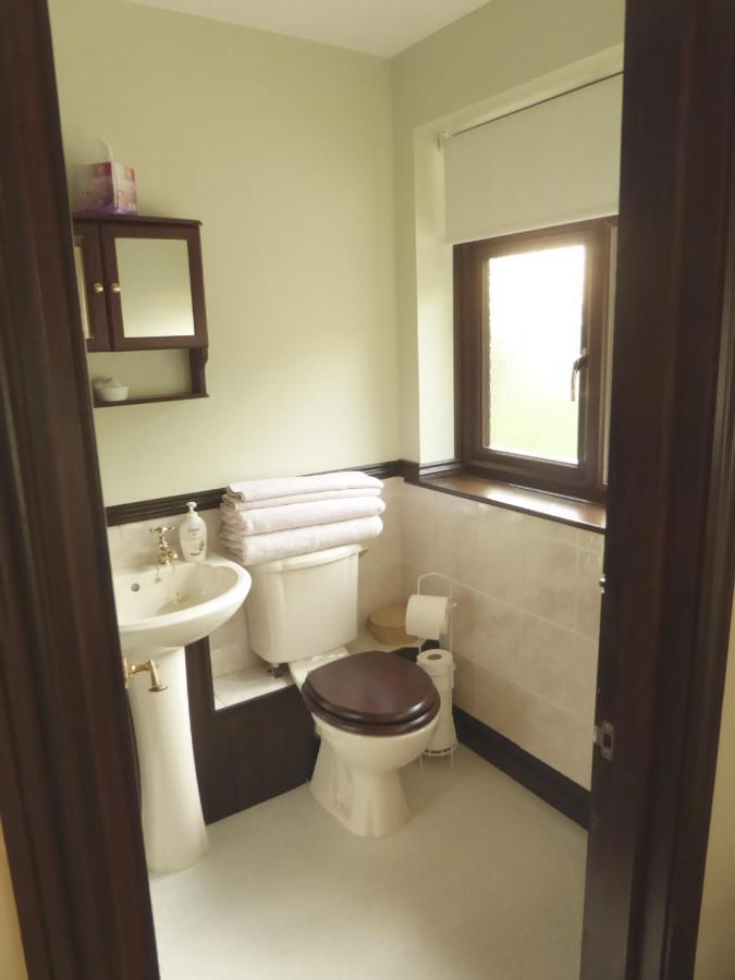 At Last Bed & Breakfast Edlington エクステリア 写真