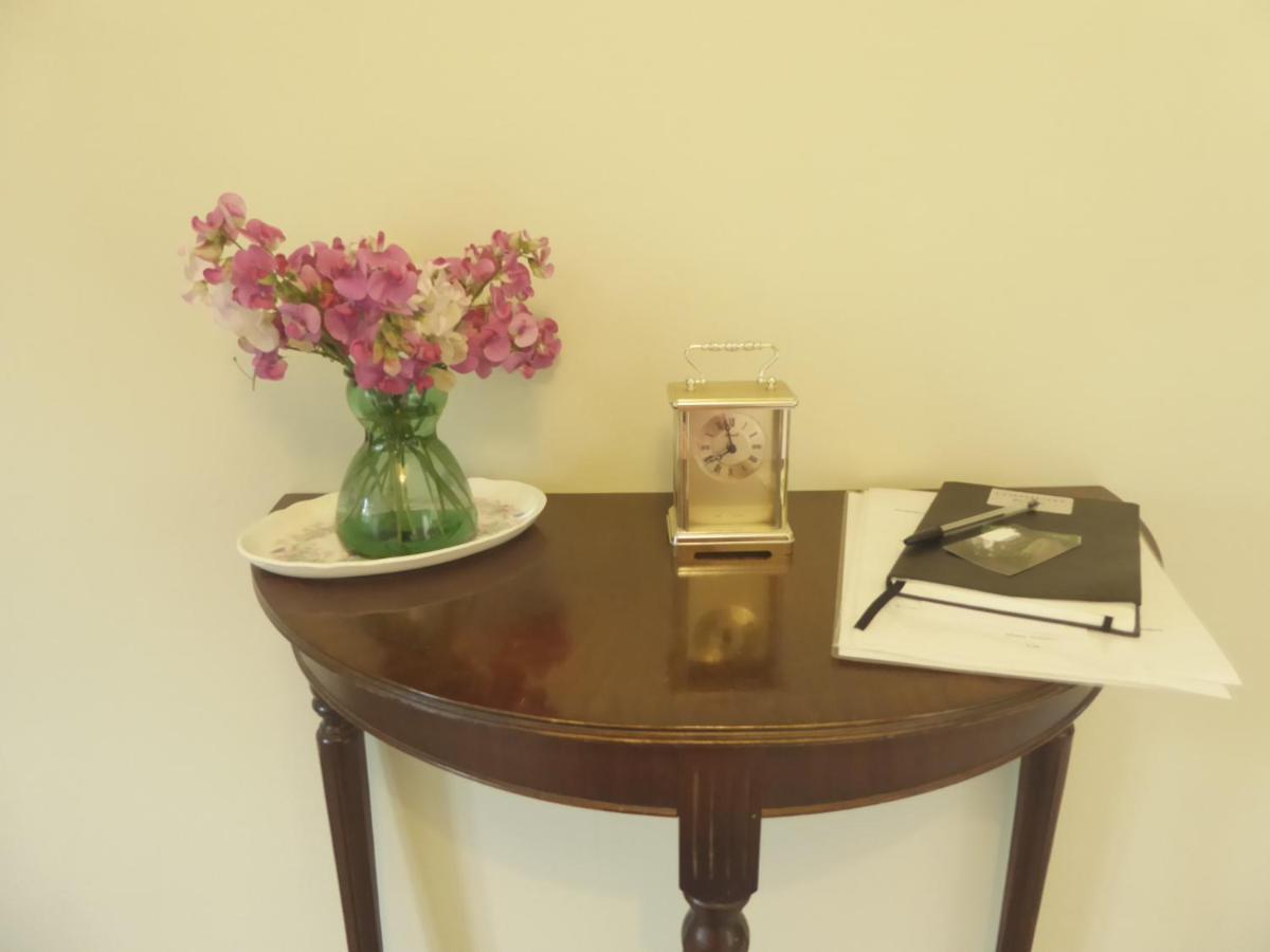 At Last Bed & Breakfast Edlington エクステリア 写真